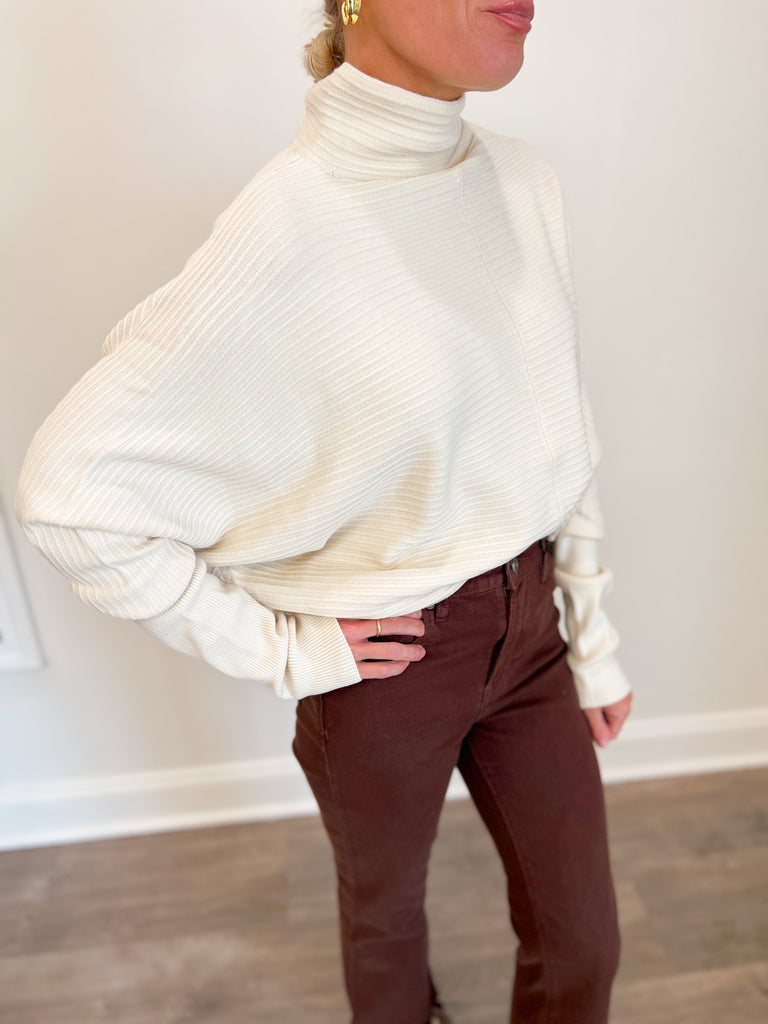 French Connection Babysoft Balloon Sleeve Sweater in Cream